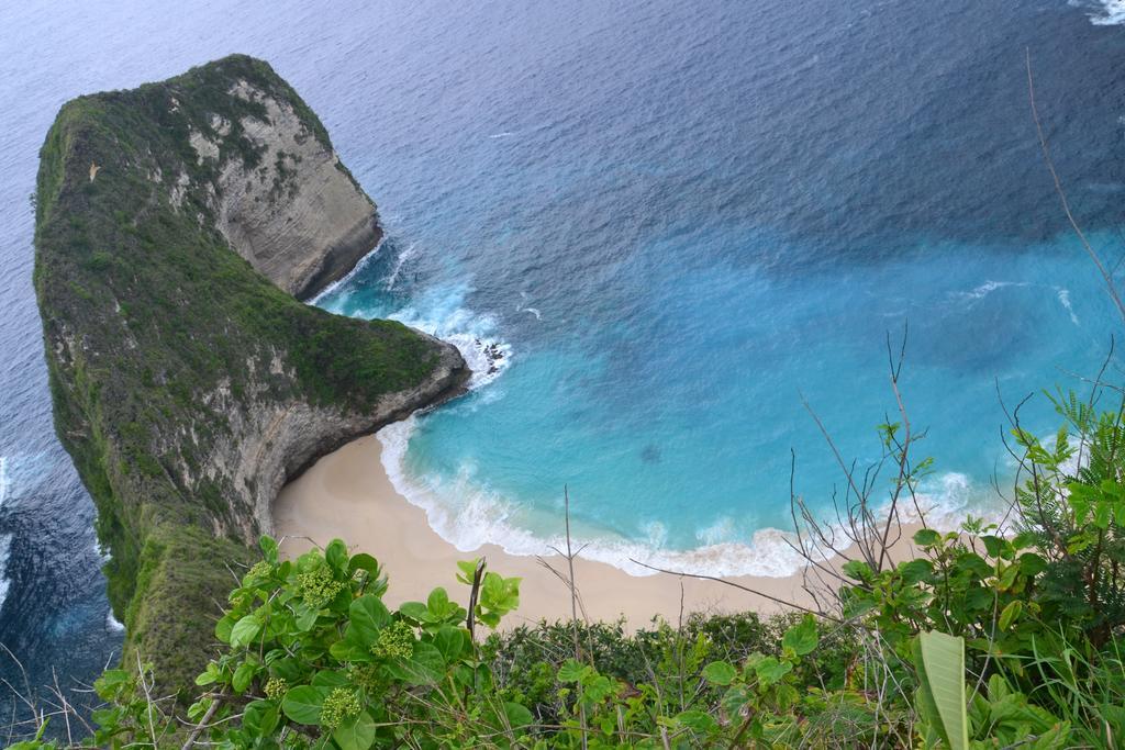 Full Moon Hostel Nusa Penida Exterior photo