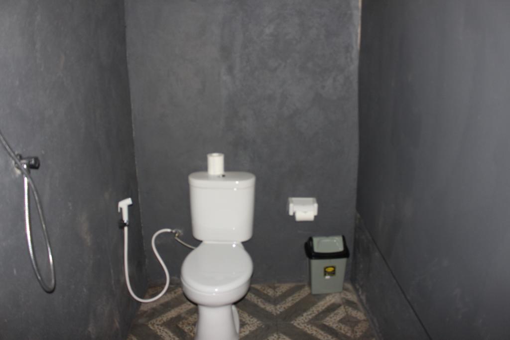 Full Moon Hostel Nusa Penida Exterior photo